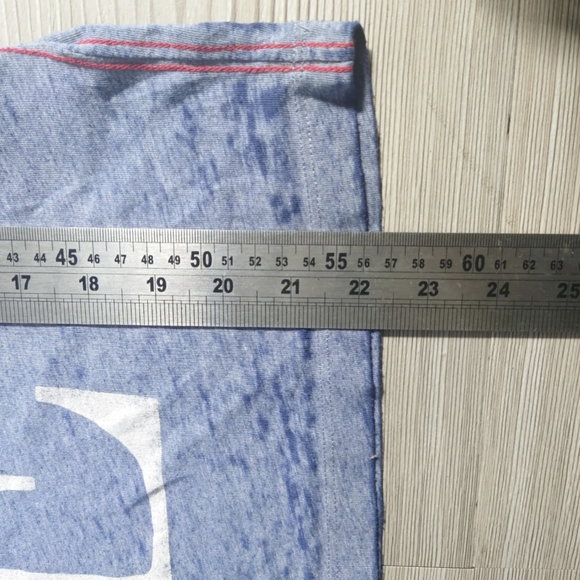 Tommy Hilfiger T-Shirt Women's Medium Blue Short Sleeve Graphic Logo Casual - Picture 6 of 6